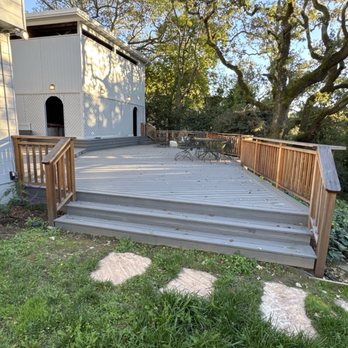 Santos Hernandez - Looking across lower level of the deck - Fences & Gates Near Me Santos Hernandez - Looking across lower level of the deck - Fences & Gates Near Me