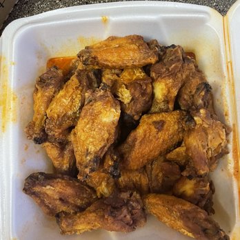 Famous Ray's Pizza - Over done wings - Pizza Near Me - Phoenix, Arizona