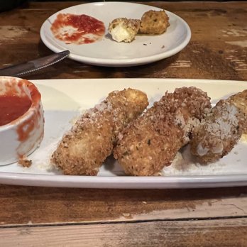 Mandolino's Artisan Pizza - Fried mozzarella sticks - Pizza Near Me - Davidson, North Carolina Mandolino's Artisan Pizza - Fried mozzarella sticks - Pizza Near Me - Davidson, North Carolina