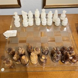 Treasure Island Antiques - Chess game