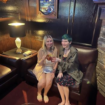 John & Nick's Steak & Prime Rib - Drinks with bestie - Steakhouses Near Me - Clive, Iowa
