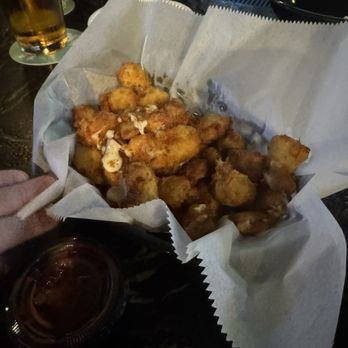 Bar-Bill North - Garlic Cheese Curds - Chicken Wings Near Me - Clarence, New York