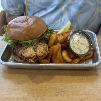 Pier 62 Oceanfront Restaurant & Bar - Grouper sandwich - Seafood Near Me - Cocoa Beach, Florida