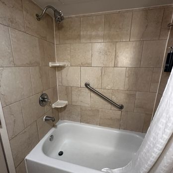 DoubleTree by Hilton Hotel Rocky Mount - Hotels Near Me - Rocky Mount, North Carolina