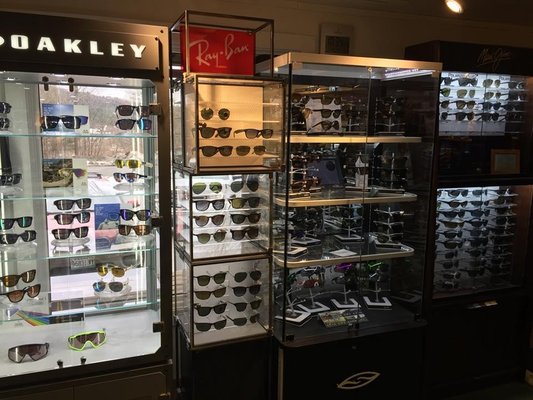 AJ's Ski & Sports by null