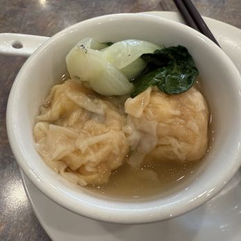 Congee Noodle King - Wonton, dumpling and baby bok choy in soup - Chinese Near Me - Vancouver, British Columbia