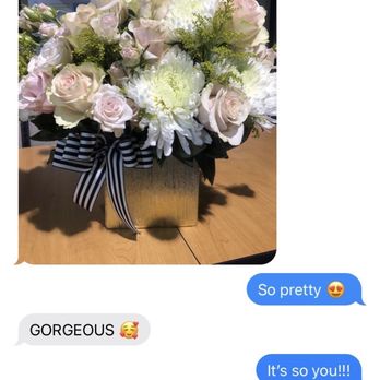 Av Flowers - Floral Designers Near Me - Palmdale, California