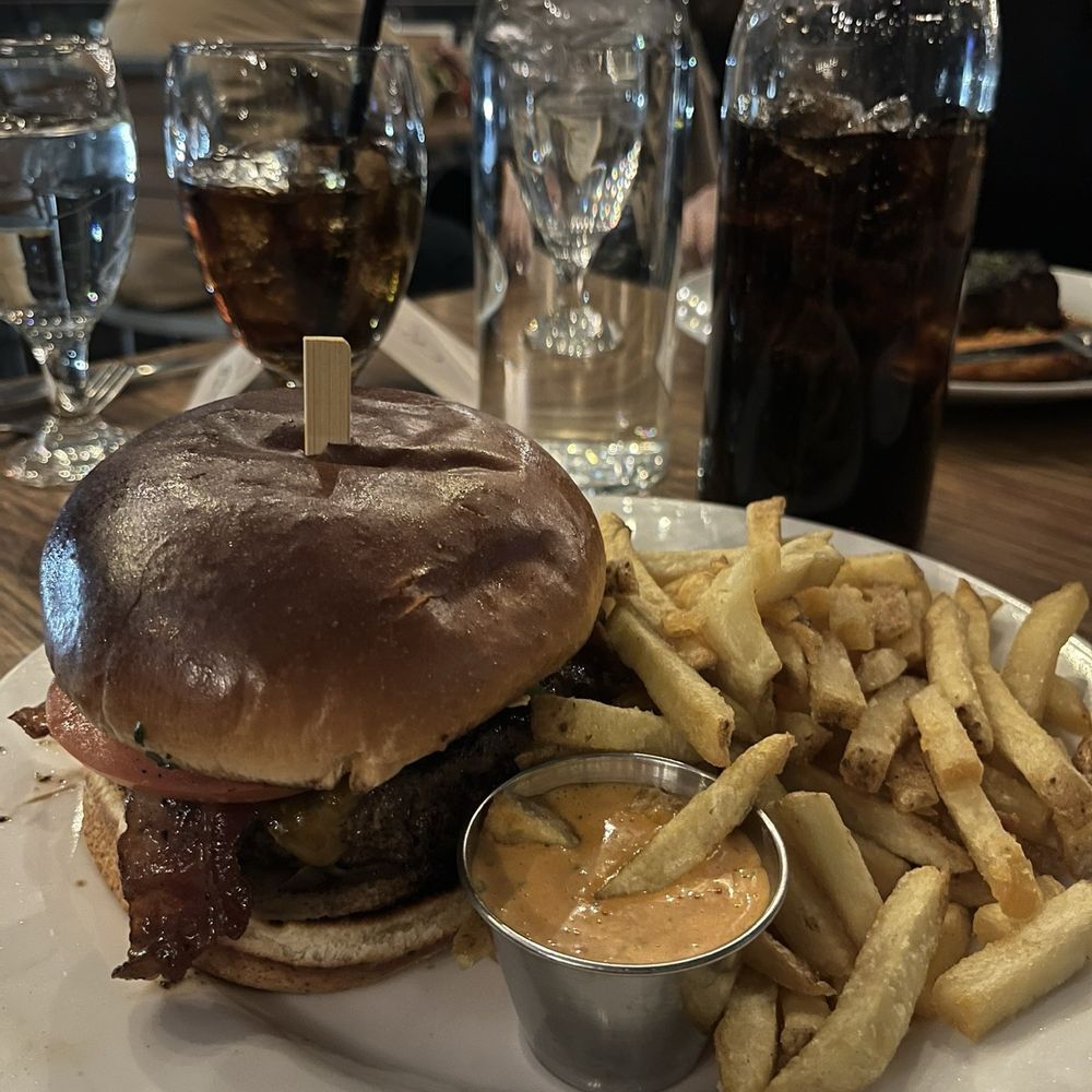 Roaring Fork - Burger - New American Near Me - Austin, Texas