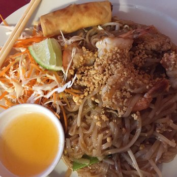 Thai Kitchen - Shrimp pad thai - Thai Near Me - Fort Walton Beach, Florida Thai Kitchen - Shrimp pad thai - Thai Near Me - Fort Walton Beach, Florida