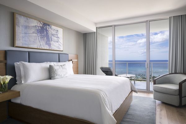 The Ritz-Carlton Residences, Waikiki Beach by null