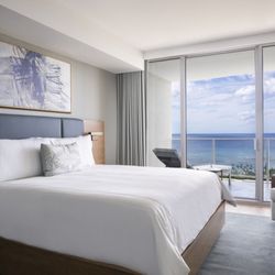 The Ritz-Carlton Residences, Waikiki Beach