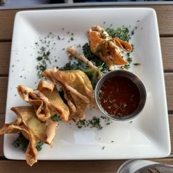 CRAB RANGOON