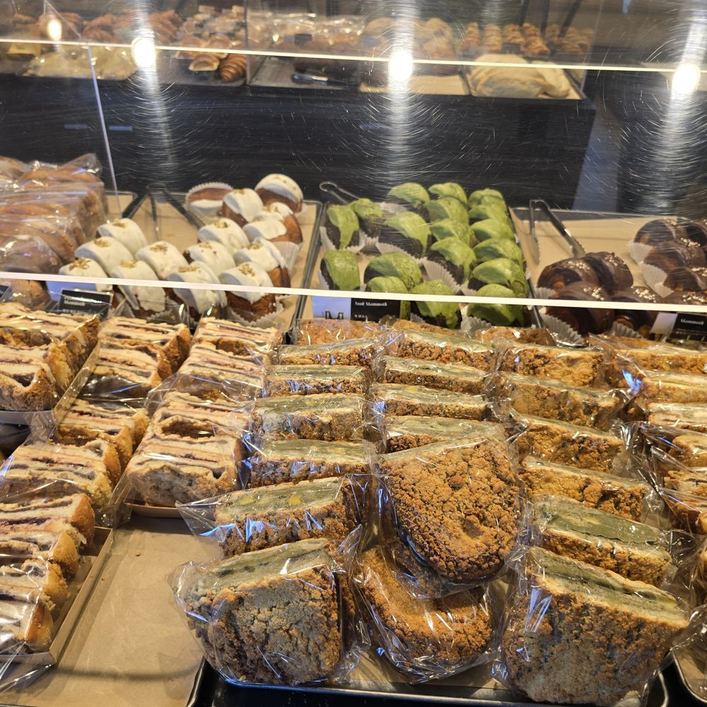 D'avant Bakery - bakery - Coffee & Tea Near Me - Palisades Park, New Jersey D'avant Bakery - bakery - Coffee & Tea Near Me - Palisades Park, New Jersey