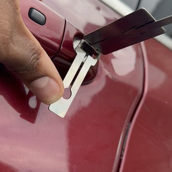Auto Lockout Guy - Emergency locksmith assistance available 24/7 - Keys & Locksmiths Near Me - Redford Charter Township, Michigan Auto Lockout Guy - Emergency locksmith assistance available 24/7 - Keys & Locksmiths Near Me - Redford Charter Township, Michigan