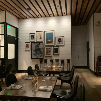 North Italia - a dining room with tables and chairs - Italian Near Me - Birmingham, Alabama