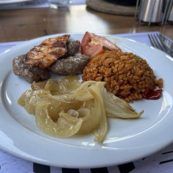 Agora Restaurant - Mixed Grill - Turkish Near Me - İzmir, 35 Agora Restaurant - Mixed Grill - Turkish Near Me - İzmir, 35