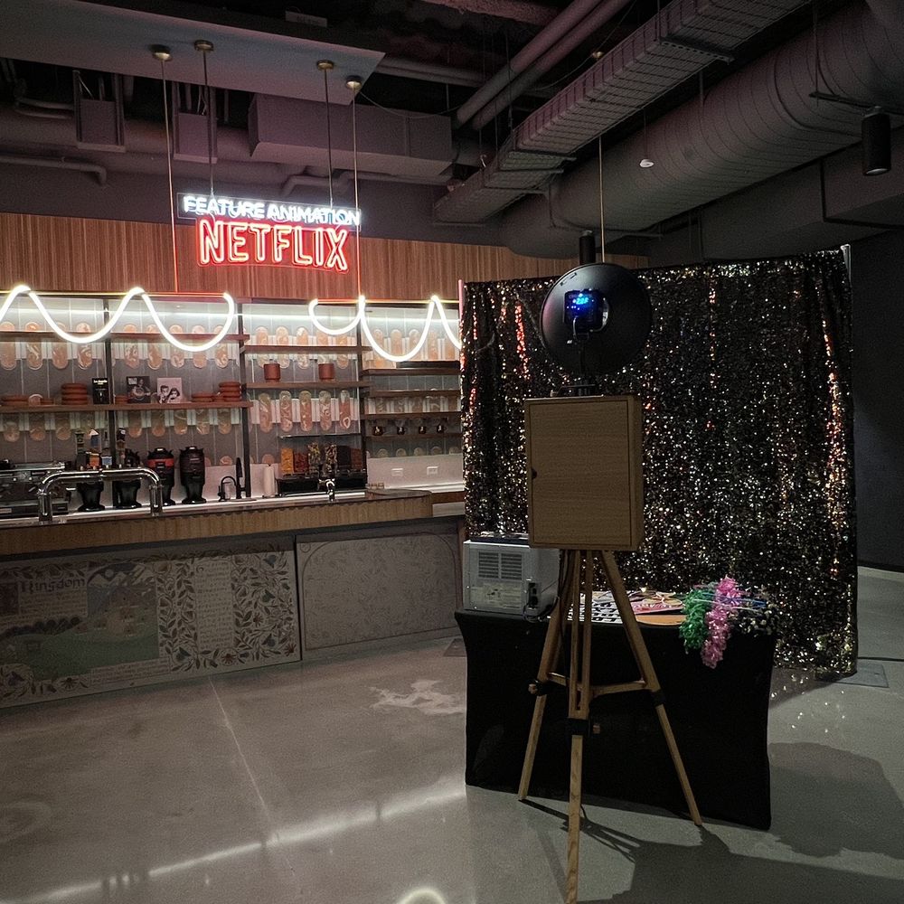 Stay Golden Photo Booth - Photo Booth Rentals Near Me