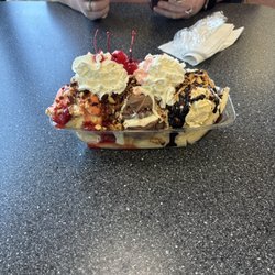 Braums Ice Cream & Dairy Strs - Banana Split