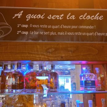 V and B - Wine Bars Near Me - Lattes, 34