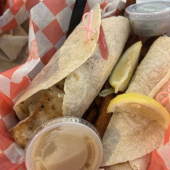 DJ's Clam Shack - Fish tacos - Seafood Near Me - St. Augustine, Florida