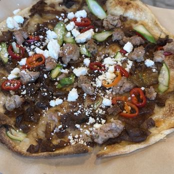Fifty Vara - Flatbread with sausage and fennel - Cocktail Bars Near Me - San Francisco, California Fifty Vara - Flatbread with sausage and fennel - Cocktail Bars Near Me - San Francisco, California