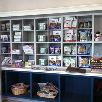Montrose Veterinary Clinic - Large selection of healthy treats . - Veterinarians Near Me - Houston, Texas Montrose Veterinary Clinic - Large selection of healthy treats . - Veterinarians Near Me - Houston, Texas