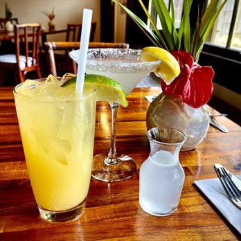 Kilauea Lodge - Lilikoi Margarita & Lemon Drop Martini - Hotels Near Me - Volcano, Hawaii Kilauea Lodge - Lilikoi Margarita & Lemon Drop Martini - Hotels Near Me - Volcano, Hawaii