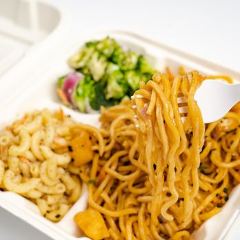Blowfish Poke & Grill | Hawaiian Restaurant | Rhode Island DC - a take out container with noodles and broccoli - Poke Near Me - Washington, DC, District of Columbia Blowfish Poke & Grill | Hawaiian Restaurant | Rhode Island DC - a take out container with noodles and broccoli - Poke Near Me - Washington, DC, District of Columbia