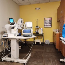 Pearle Vision - Machines to scan your eyes.