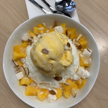HeeMee Coffee + Bakery - Mango bingsoo - Coffee & Tea Near Me - Tucson, Arizona