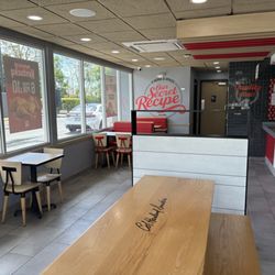 KFC - Comedor