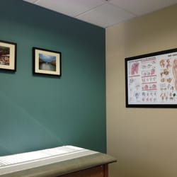 Los Angeles Orthopedic Center - One of the examination rooms at LAOC Great pictures!!