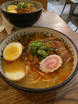 Nom Nom Ramen by null