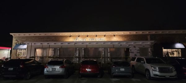 Laura’s Bar and Grill by null