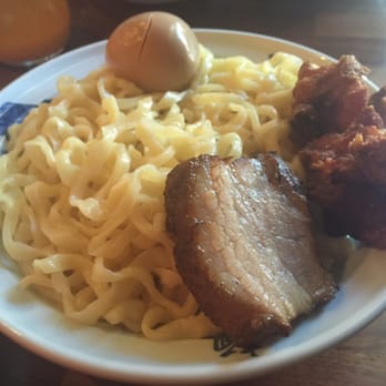 Menya le Nood - Tsukumen with pork and fried chicken - Ramen Near Me - Honolulu, Hawaii Menya le Nood - Tsukumen with pork and fried chicken - Ramen Near Me - Honolulu, Hawaii
