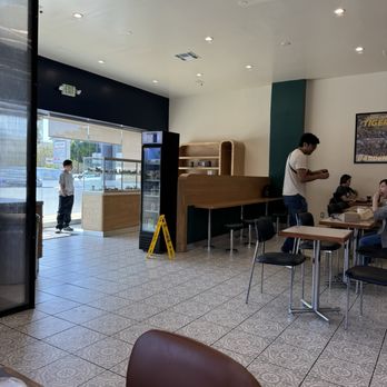 Smoking Tiger Coffee Lab - Coffee & Tea Near Me - Gardena, California