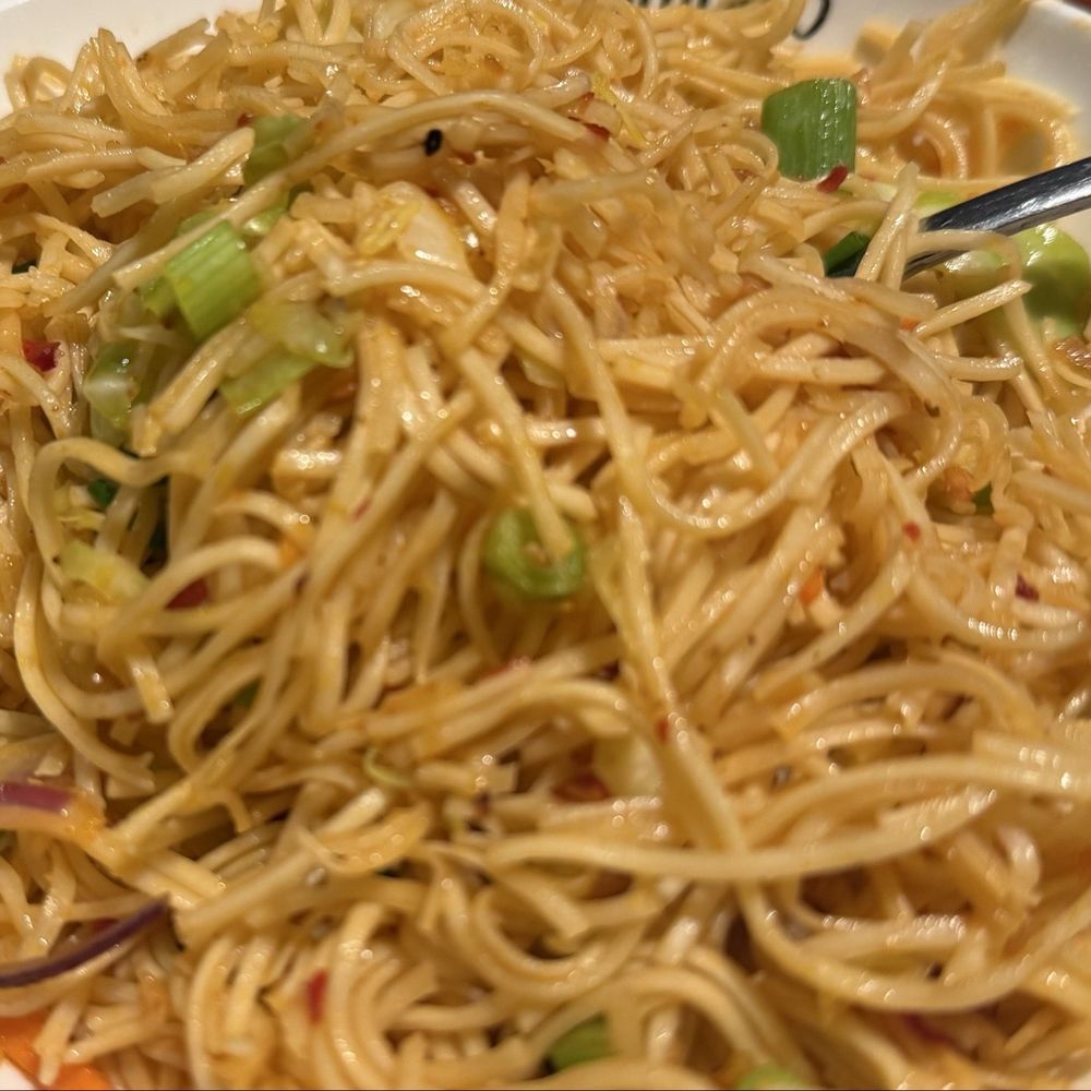 Inchin's Bamboo Garden - Chili Garlic Noodles - Chinese Near Me - Dublin, California