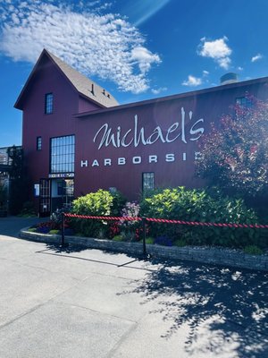 Michael's Harborside Restaurant & Bar by null