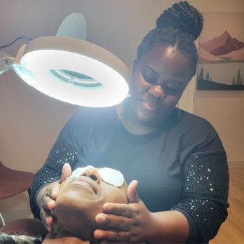 Honey Bee Well Spa - Specializing in corrective Facials! - Massage Near Me - Indianapolis, Indiana Honey Bee Well Spa - Specializing in corrective Facials! - Massage Near Me - Indianapolis, Indiana