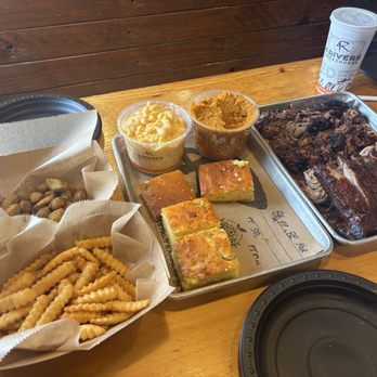 4 Rivers Smokehouse - Barbeque Near Me - Winter Park, Florida 4 Rivers Smokehouse - Barbeque Near Me - Winter Park, Florida