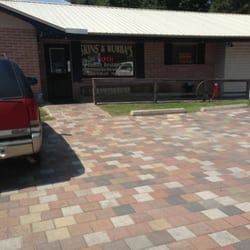 Skins & Bubba’s “Obert” Family Restaurant