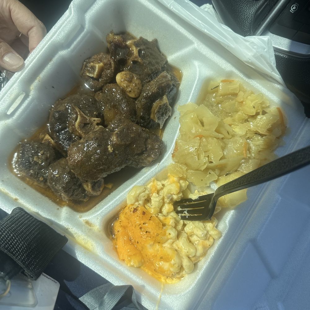 Moty Exxon - so yummy !! The Mac is wet wet and the cabbage is perfectly seasoned/steamed. ox tail are fall off the bone delicious! - Gas Stations Near Me - Portsmouth, Virginia Moty Exxon - so yummy !! The Mac is wet wet and the cabbage is perfectly seasoned/steamed. ox tail are fall off the bone delicious! - Gas Stations Near Me - Portsmouth, Virginia