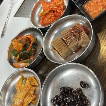 The Place Gu Jip Restaurant - Extra Banchan - Korean Near Me - Gardena, California The Place Gu Jip Restaurant - Extra Banchan - Korean Near Me - Gardena, California