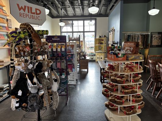 Creative Pieces Of Art - Come visit us today at our new location! Give us a call so we can make sure to accomodate you! Creative Pieces Of Art - Come visit us today at our new location! Give us a call so we can make sure to accomodate you!