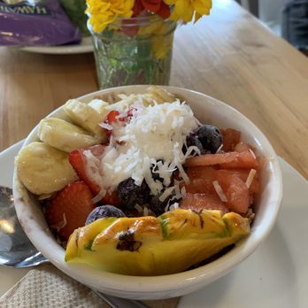 Java Kai Kauai - Berry bowl - Breakfast & Brunch Near Me - Kapaa, Hawaii Java Kai Kauai - Berry bowl - Breakfast & Brunch Near Me - Kapaa, Hawaii