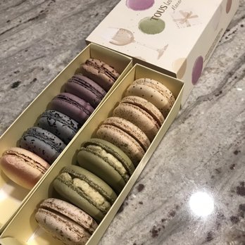Tous Les Jours - So cute, but not remarkable - Bakeries Near Me - Bellevue, Washington