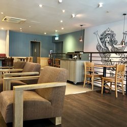 Starbucks - Go upstairs for a chill hangout