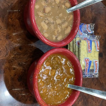 Daniel Boone's Grill and Tavern - Pinto beans & chili beans. Free! - Burgers Near Me - Tyler, Texas Daniel Boone's Grill and Tavern - Pinto beans & chili beans. Free! - Burgers Near Me - Tyler, Texas