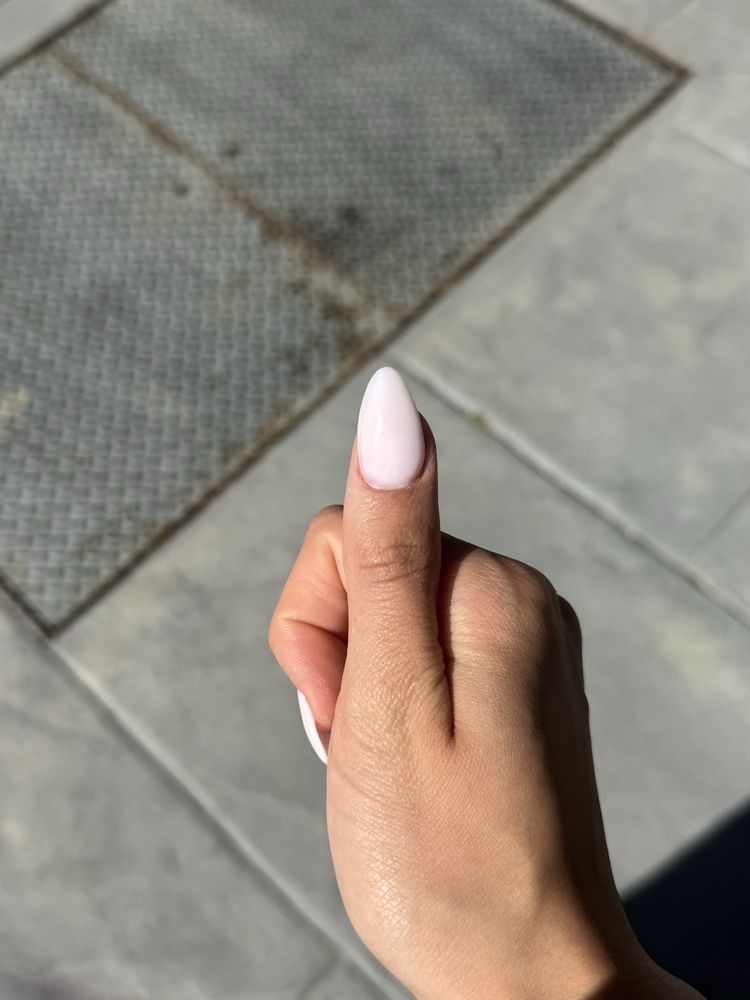 Elegant Hair & Nails Logo