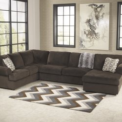 Laskey's Discount Furniture